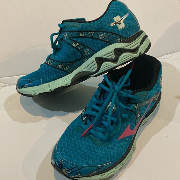 Mizuno Wave Inspire 10 Running Shoe Size 7 - Picture 5 of 14